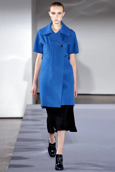 Look 25